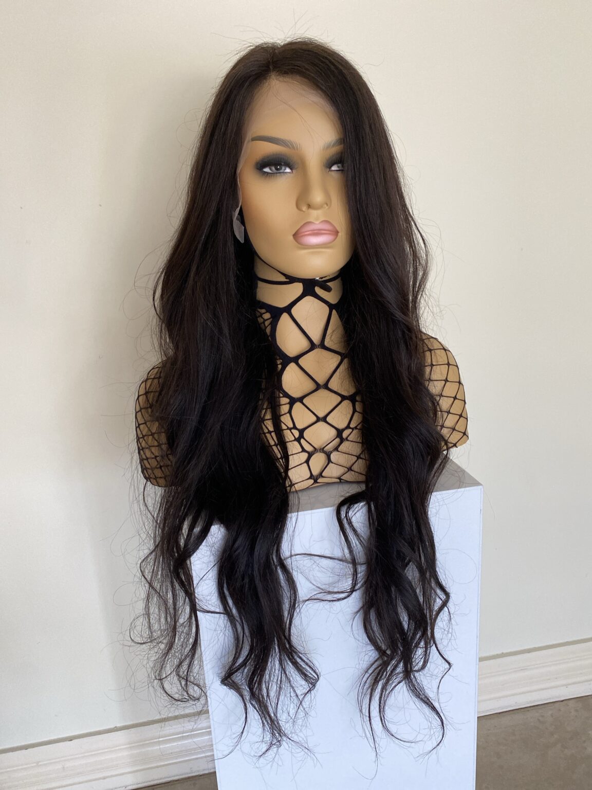 Wig 28” length 150 density 13*6 Swiss lace natural black 1b colour adjustable elastic strap